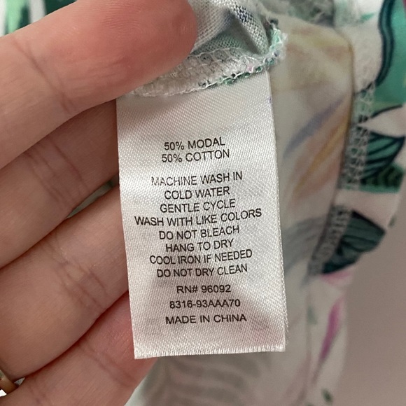 Elaine Rose Tropical Floral Print T-Shirt | Large - Picture 5 of 6